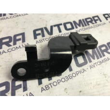 Кронштейн Toyota Avensis 3 T27 2009- 9937004465